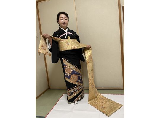 前で