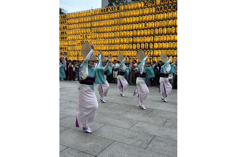 阿波踊り